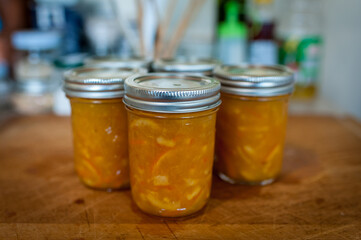 Making orange jam at home