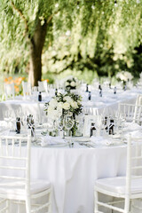 Hochzeit im Freien bei einer Hochzeit in Italien im Gardasee