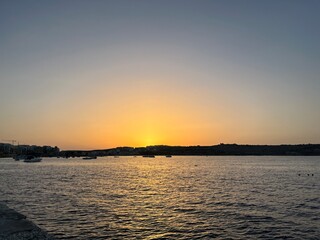 Naklejka premium sunset over the sea