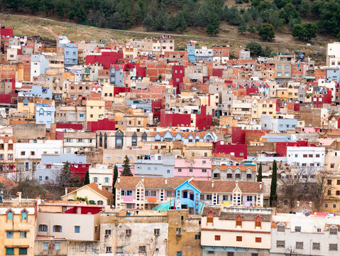 Dense and colorful city scape seen in the old city of Azrou, Morocco on a cloudy morning - Landscape Shot