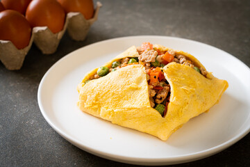 egg wrap or stuffed egg with minced pork and vegetable
