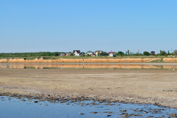 Fototapeta na wymiar fields near the sea