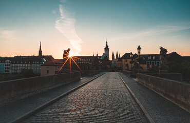 Würzburg bei Sonnenaufgang