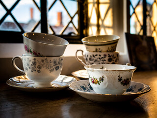 Traditional English tea cups and saucers.
