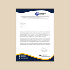Obraz premium Modern corporate business letterhead simple and clean a4 size with bleed vector design