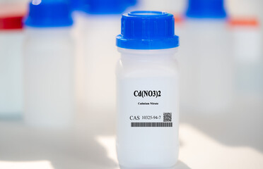 Cd(NO3)2 cadmium nitrate CAS 10325-94-7 chemical substance in white plastic laboratory packaging