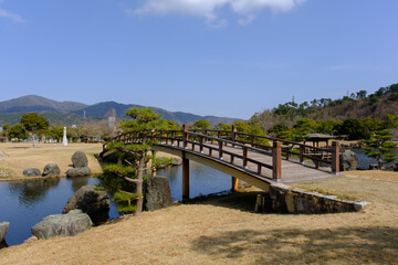 Fototapeta premium 福井県敦賀市総合運動公園の池