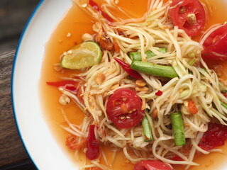 Som Tum Thai, spicy green papaya salad