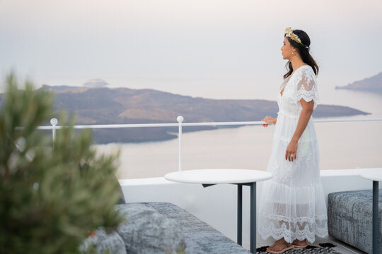 Lady watching the sea