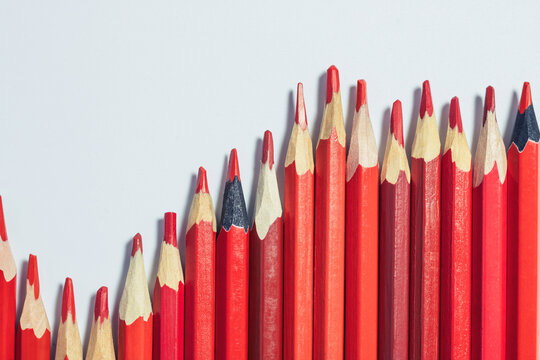 graph of growth in the form of pencils with a red lead - horizontal photo