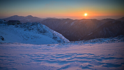 四国徳島県にある三嶺（みうね、さんれい）冬景色