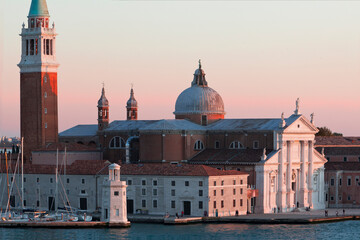 Fototapeta na wymiar Venezia.Isola di San Giorgio Maggiore con la Cattedrale Palladiana 