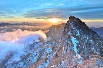 四国愛媛県西条市にある日本百名山「石鎚山冬景色」