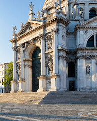 Venezia, Dorsoduro. Facciata di Santa Maria della Salute
