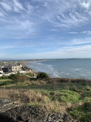 Fototapeta na wymiar view of the coast of the sea in Ireland