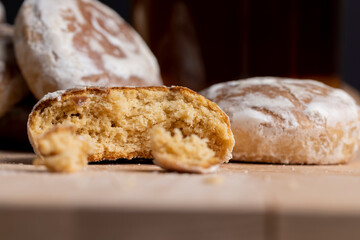 Powdered sugar gingerbread on the table