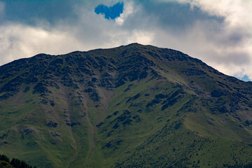 Obraz premium clouds over the mountains
