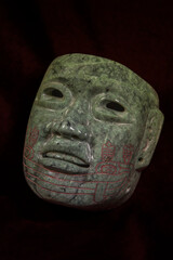 Fototapeta na wymiar Jade, Máscara prehispánica