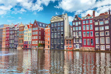 Houses in Amsterdam - obrazy, fototapety, plakaty
