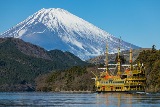 油絵　箱根の海賊船 箱根海賊船 Images – Browse 76 Stock Photos, Vectors, and Video