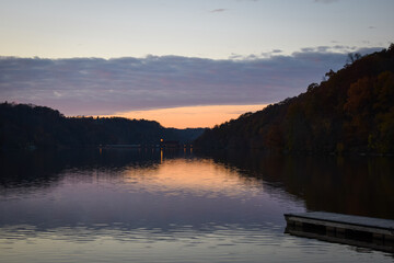 Obraz premium Twilight at Cheat Lake, West Virginia