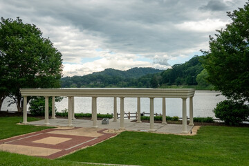 beautiful nature scenes around lake junaluska north carolina