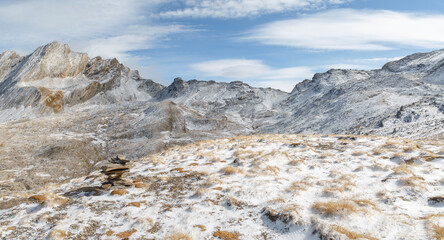 Parc du Queyras, Hautes Alpes, France, vue sur la brèche de ruine