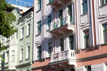 Alte Gebäudefront in der Altstadt von Bratislava