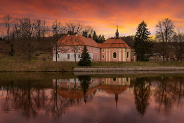 Fototapeta premium Castle Mitrowicz on a bank of Luznice river in South Czechia.
