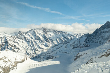 Fototapeta premium Fantastic snow covered mountain panorama at the Eigergletscher in Switzerland