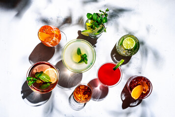 Most popular cocktails set: aperol spritz, negroni, mojito, gin tonic and cosmopolitan, daiquiri,...