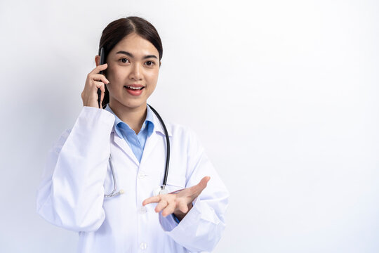 telemedicine concept, Young female doctor Consultation by phone