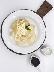 Singkong Thailand, is dessert from Thailand made of boiled cassava, sugar and coconut milik. Fit for Ramadan