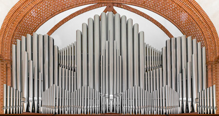 Orgel in der Kirche