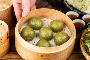 Chinese food snacks, green dumpling