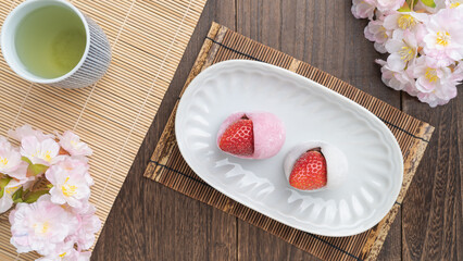 いちご大福と緑茶