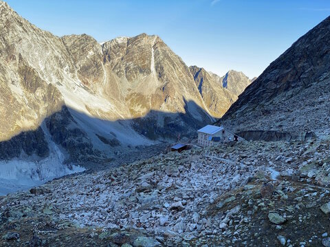 Swiss mountain hut _ Schweizer Bergh&uuml;tte SAC-Zinal-Grand-mountet