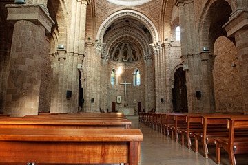 Kirchenschiff der Kirche St. Louis, Beirut, Libanon