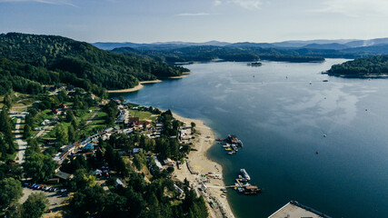Obraz premium The Solina Reservoir and the hydroelectric power plant.