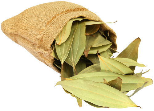 Cassia leaves in sack