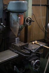 Part milling with milling cutter