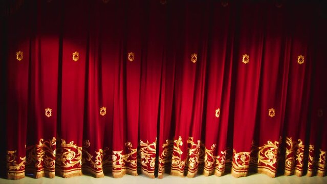 Real Velvet Cloth Stage silk red Curtain Open On Green Screen