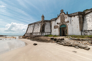 Fototapeta na wymiar Fortaleza Nossa Senhora dos Prazeres, Ilha do Mel, Paraná, Brasil