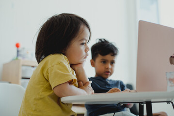 Children bored on their online classes