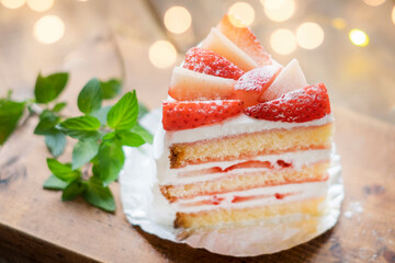 イチゴいっぱいのケーキ