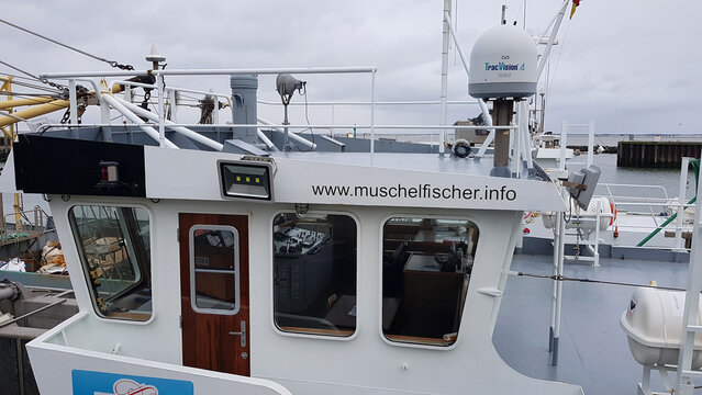 Navigation bridge of a mussel cutter in the port of Hoernum on Sylt