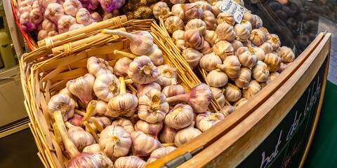 Garlic, Viktualienmarkt Daily Food Market, Munich, Bavaria, Germany, Europe