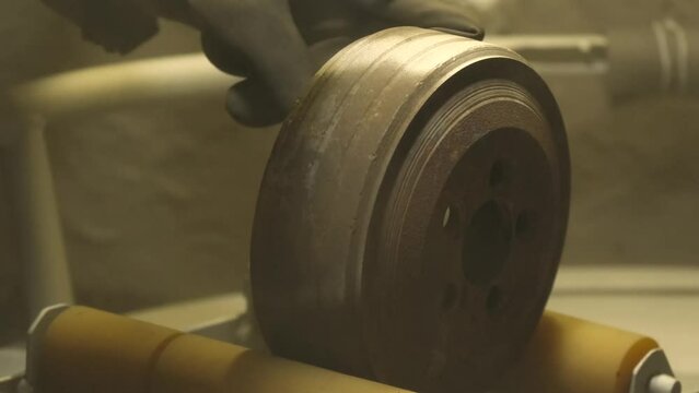 Sandblasting- metal processing, to remove rust and scale, remove the old paint layer, increase the surface roughness and degrease it before painting to improve the adhesion of the coating to the metal