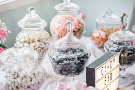 candy in a jar, candy bar sweets, wedding candy bar