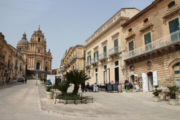 cathedral square in ragusa in sicily (italy) - obrazy, fototapety, plakaty